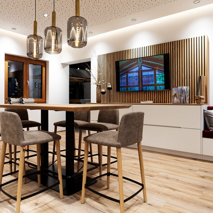 Inesektenschutz, Festpreisangebot, Fenstermontage, Fensterbank, Rollladen, Entsorgung, Tradition, Modern, Fensterspezialist, Fensterbau, Fertigen, Liefern, Lieferung, liefert, hochwertig, Qualitätsfenster, Türen, Zimmertüren, Tore, Haustüren, Bedürfniss, Aufgabe, Trend, Zeit, Produktqualität, Servicequalität, Denken, Handeln, überzeugen, Überzeugung, Werte, Vorsprung, Versprechen, Unternehmenskultur, Produktbereich, Produkte, Service, Dienstleistung, Fertigungsanlage, Bayern, Meister, Handwerksmeister, Innung, Schreinerinnung, Innung der Schreiner, Meisterlich, Können, Produktqualität, Detail, Individualität, Kundenberatung, Zuverlässigkeit, Garant, Erfolg, Material, Regional, robust, wetterbeständig, farbecht, umweltfreundlich, Fachhandel, Montageprofi, fachkompetent, Bauprojekt, Projektabwicklung, Firmenkunde, Privatkunde, Architekt, Wohnverwaltung, Hausverwaltung, flexibel, Planung, Energiekosten, Fensteröffnung, Glasfront, Südlage, Energie, einsparen, kostenlos, Zuhause, Materialauswahl, behaglich